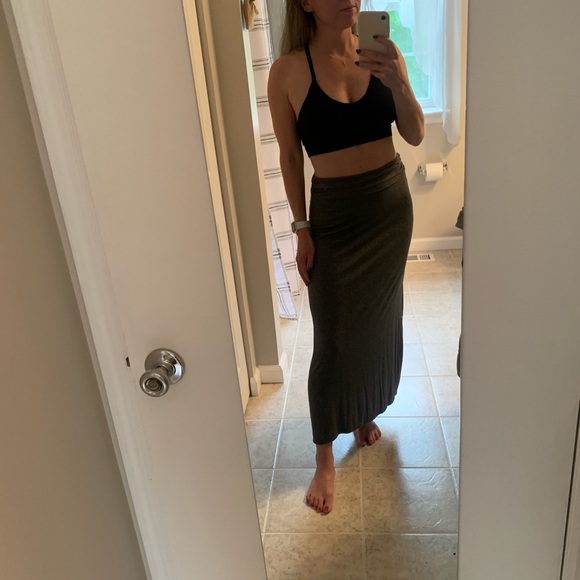 Like New! J. Crew Factory Maxi Skirt - Picture 5 of 7